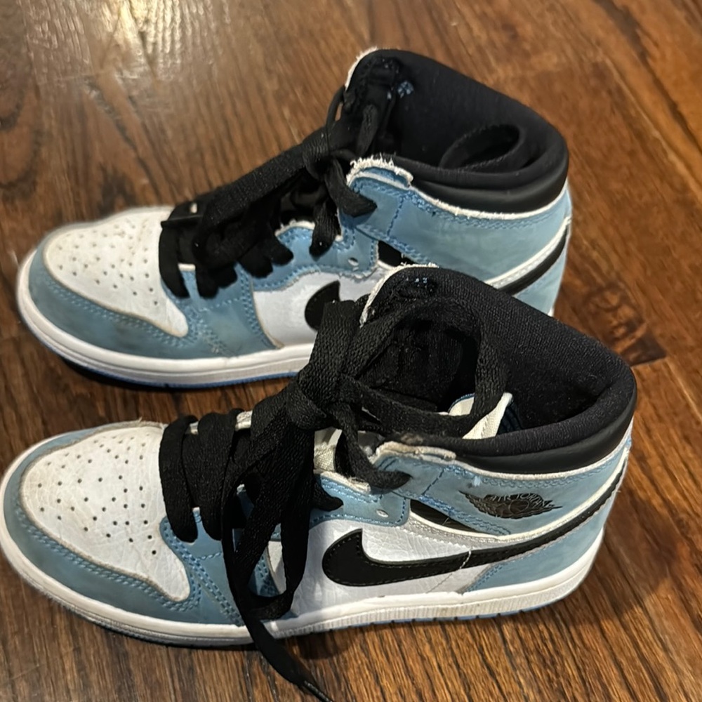 Nike Blue and White Sneakers High-Top